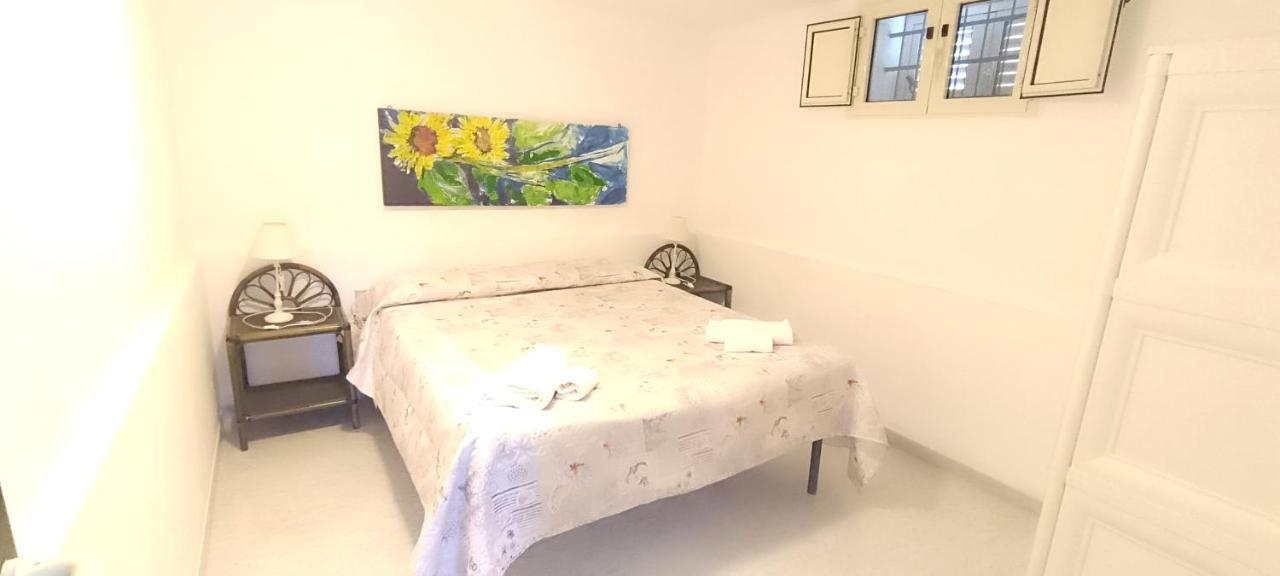Orosei Re - Villa Aurora Rimedia A 50 Metri Dal Mare Kültér fotó